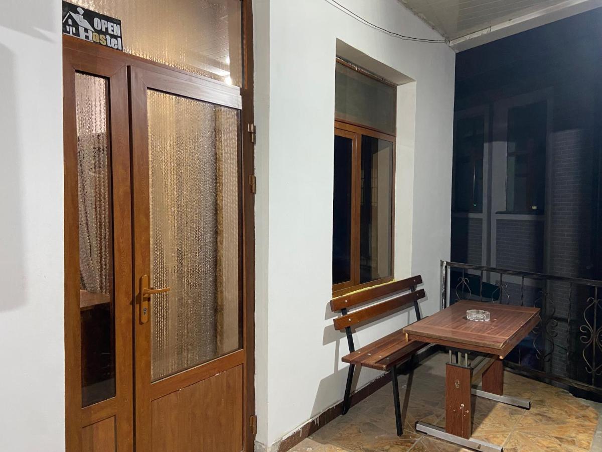 סמרקנד Hostel Highway מראה חיצוני תמונה