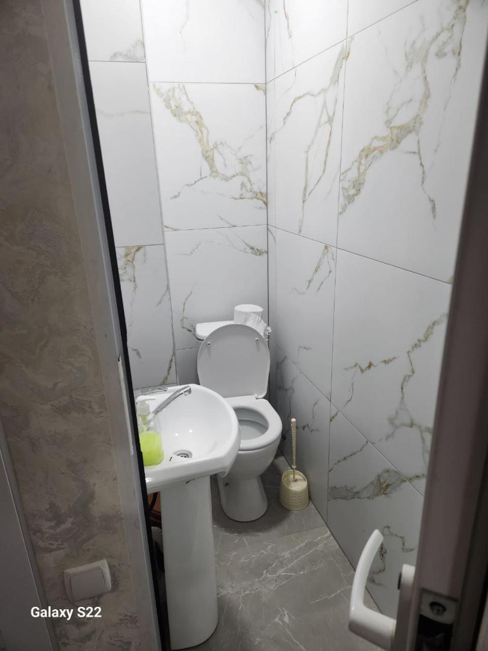 סמרקנד Hostel Highway מראה חיצוני תמונה